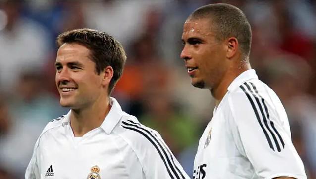 意味着US 意味着US